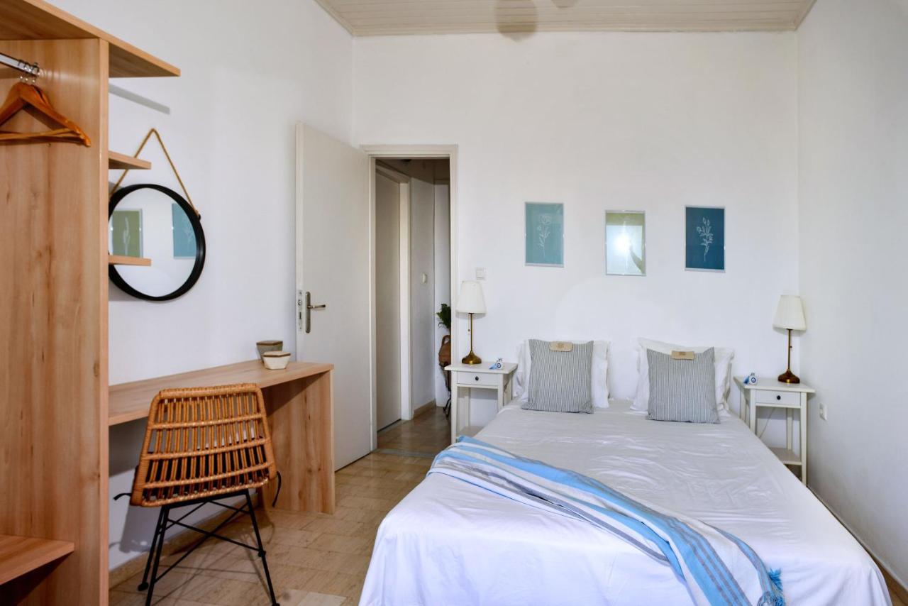New! Paxoswhite Sea View Apartments & Studios! Ґайос Екстер'єр фото