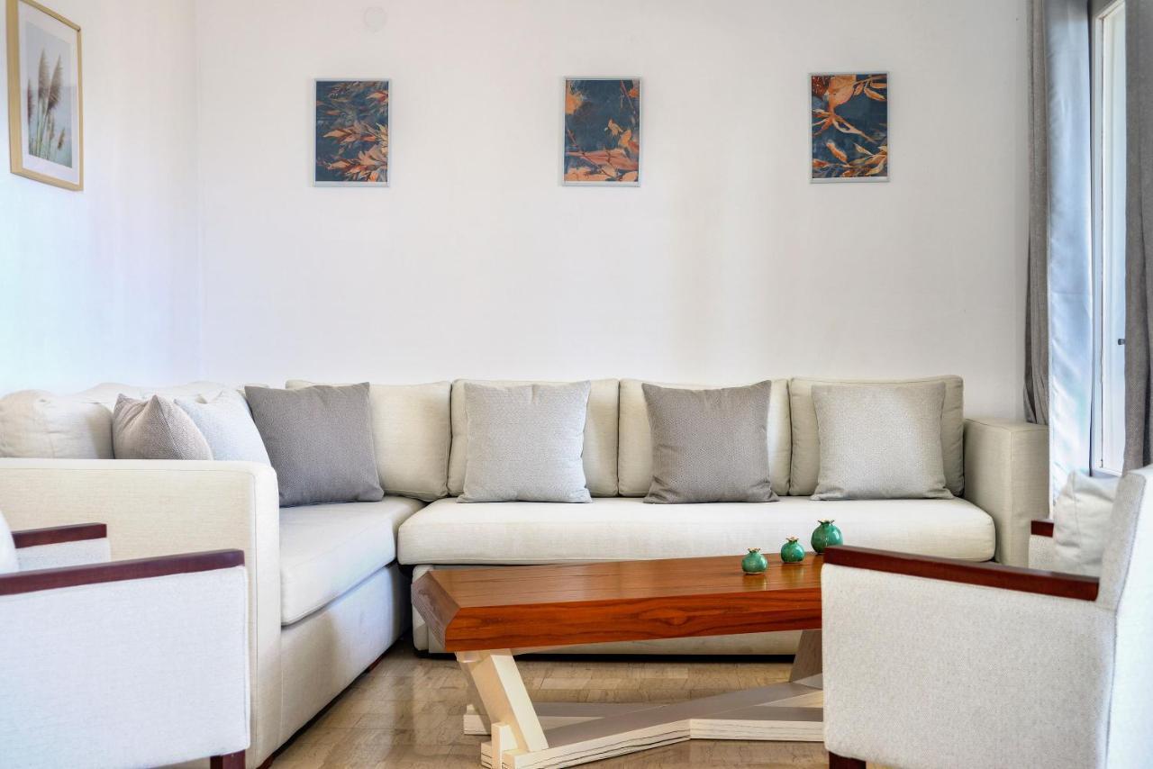New! Paxoswhite Sea View Apartments & Studios! Ґайос Екстер'єр фото